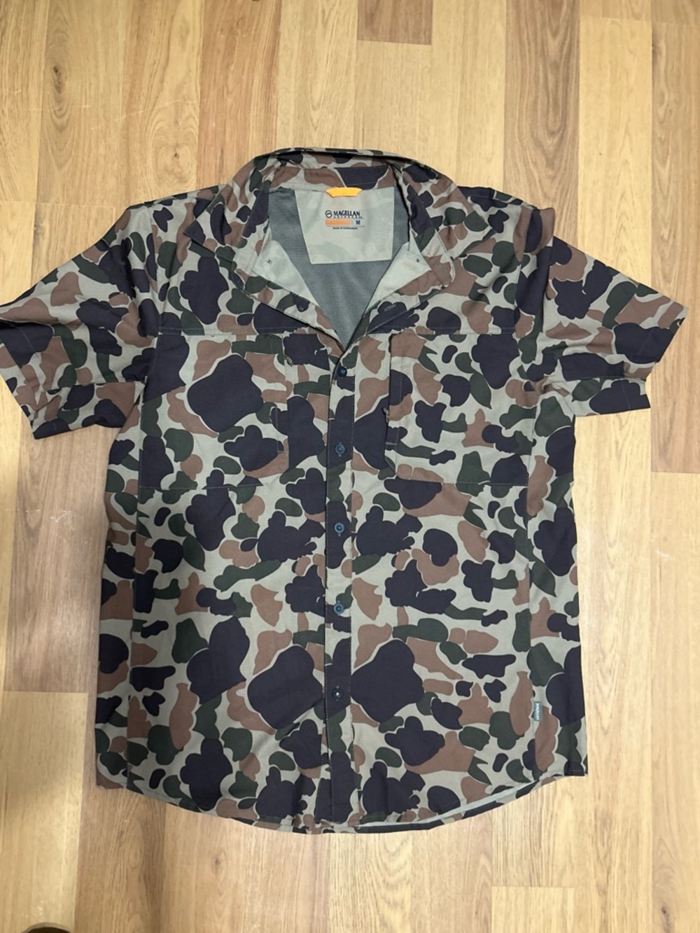 Magellan Outdoor Hunt Gear Camouflage Button-Up Shirt Lightweight Fishing Hiking